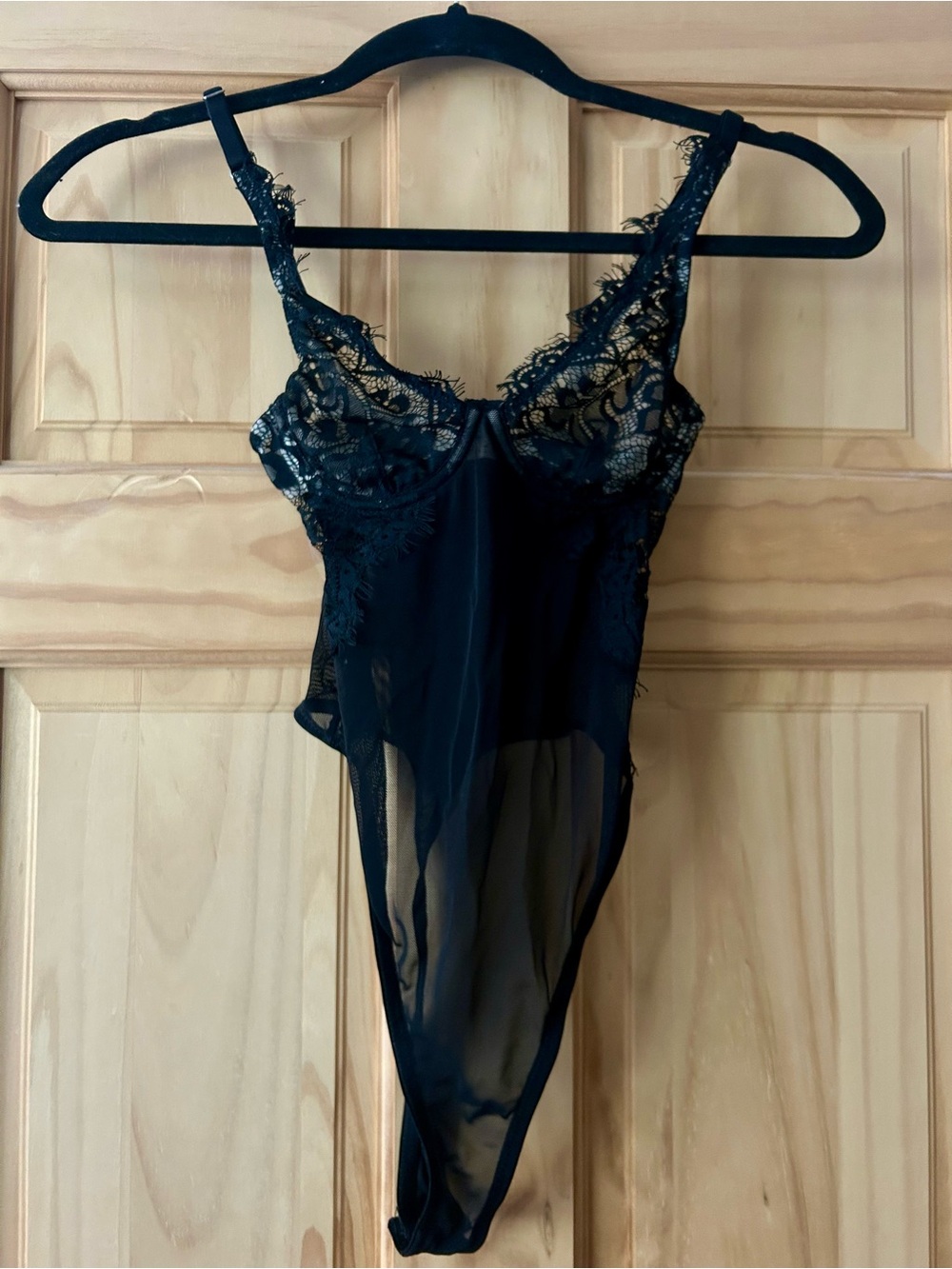 ASOS Lace Underwire Body Suit. Perfect condition. Size XS